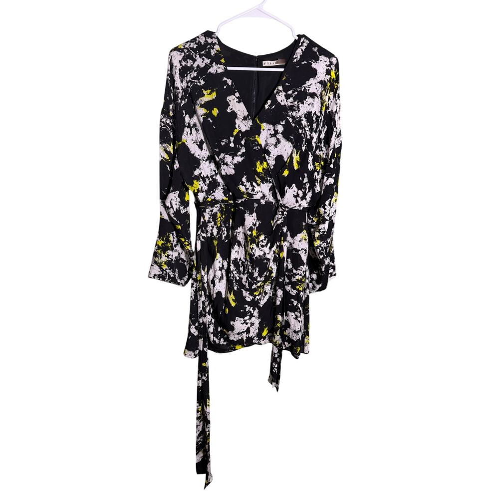Alice + Olivia Size 8 Abstract Print Wrap Dress Black White Yellow Belted